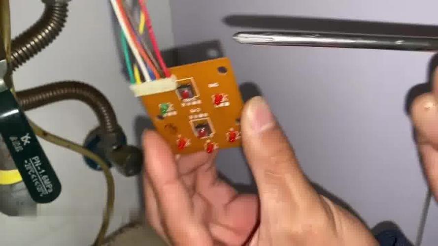 热水器出现故障码e2什么意思