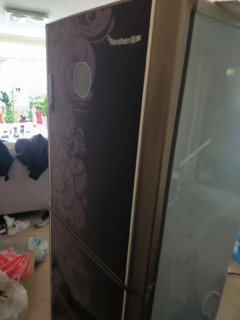 冰箱门关不稳是何故障现象
