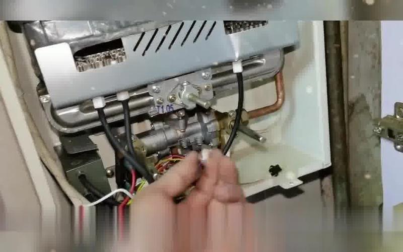 空气能热水器故障显示e08